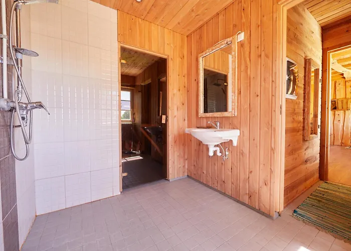 Holiday home Tabani Puhketalu Saunamaja Tamna